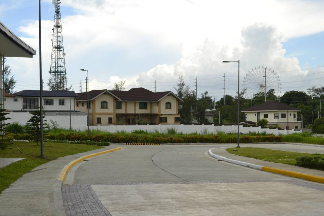 Mavs Place At Wind Apartment Tagaytay City Exterior photo